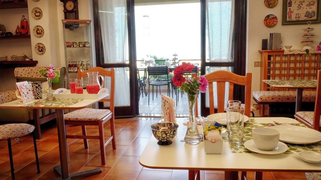 B&B Le Rose Siderno Exteriör bild