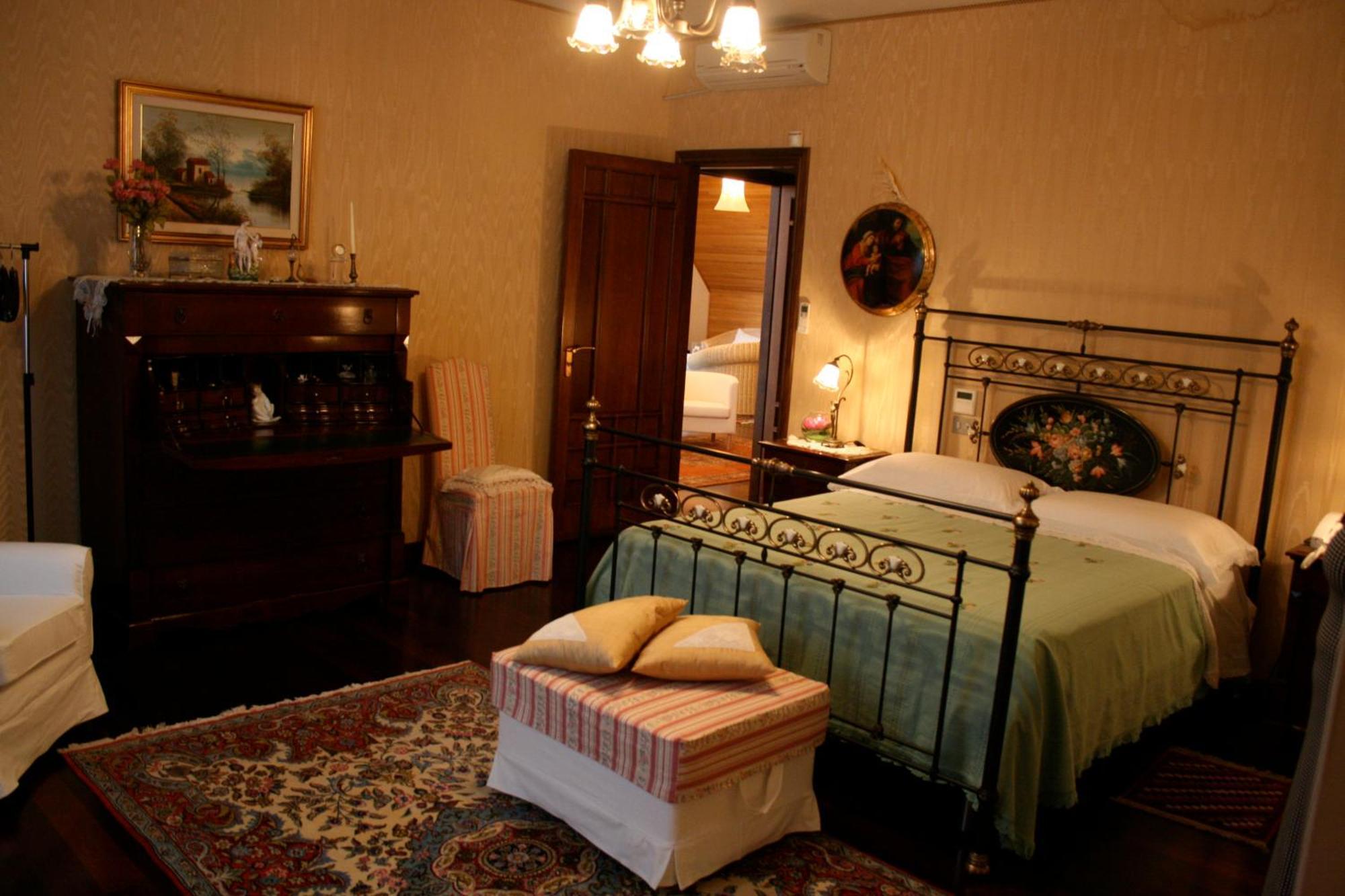 B&B Le Rose Siderno Exteriör bild